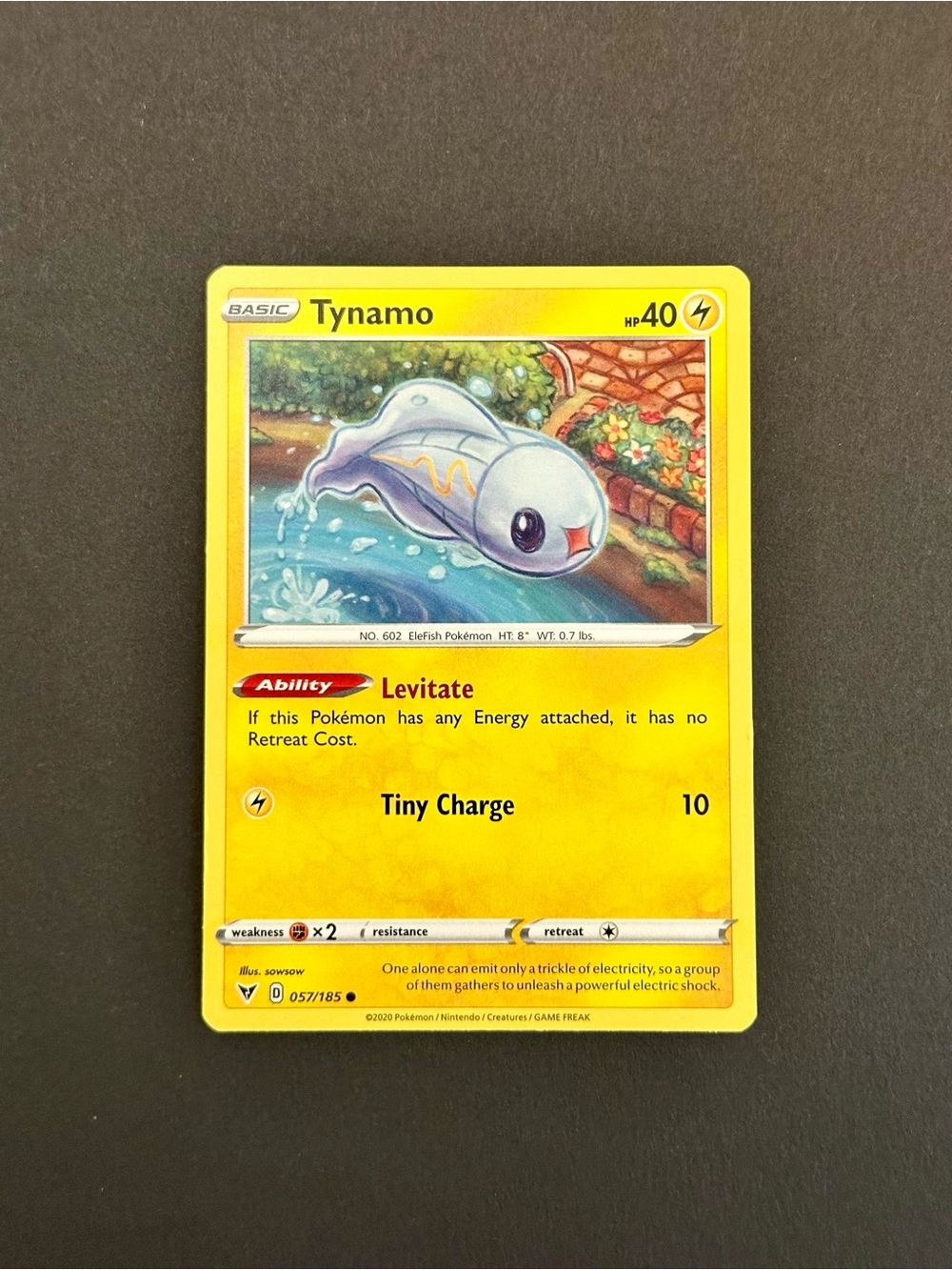 Tynamo Pokémon Card - 057/185 Vivid Voltage